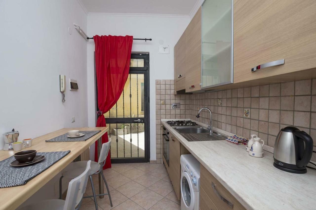 דירות רומא Il Cortiletto Di Via Tuscolana מראה חיצוני תמונה