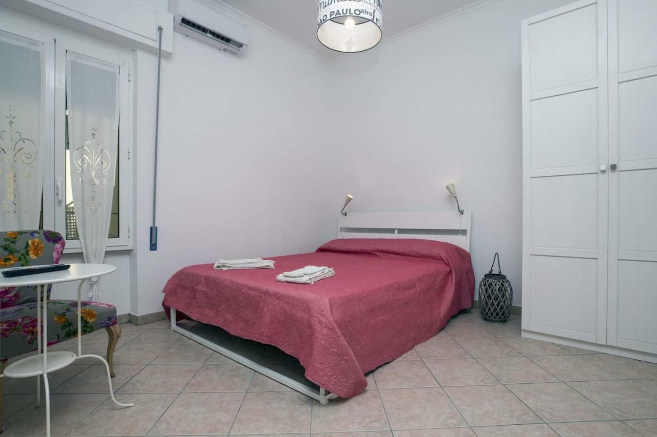 דירות רומא Il Cortiletto Di Via Tuscolana מראה חיצוני תמונה